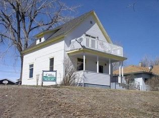 129 3rd St S, Cascade, MT 59421