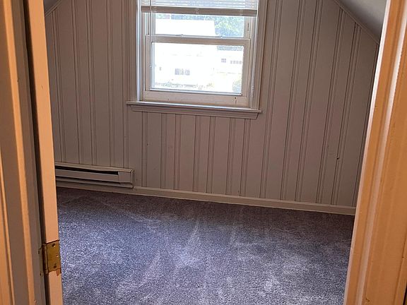5th image of 398 E 232nd St