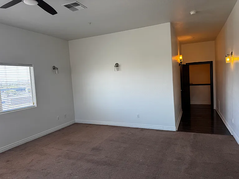 2360 E Sequoia Dr — Photo 5