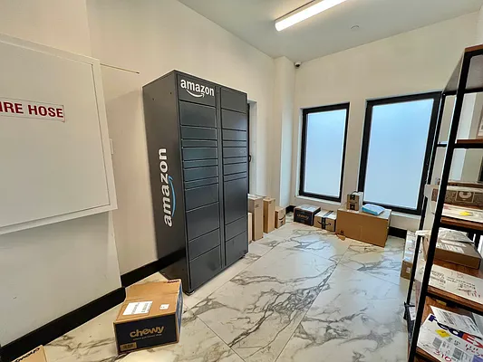 Rented by ERNY LLC | media 32