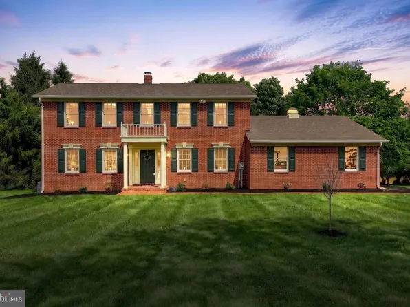 15257 Whitcraft Rd, New Freedom, PA 17349