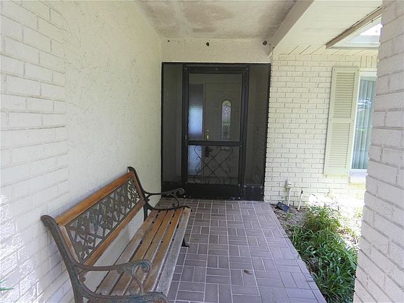 3rd image of 3231 Ayr Dr