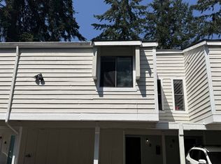 9815 52nd St W #B, University Place, WA 98467