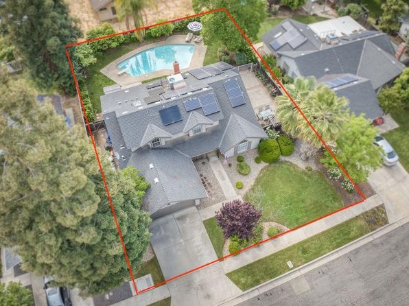 8255 N 8th St, Fresno, CA 93720