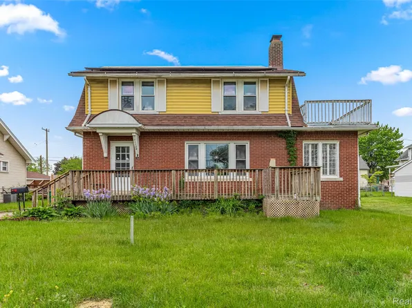 11128 Olive St, Romulus, MI 48174