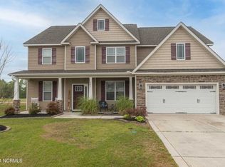 303 Catamaran Rd, Swansboro, NC 28584