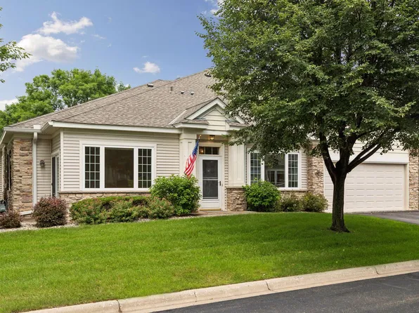 2120 Stahlke Way, Chaska, MN 55318