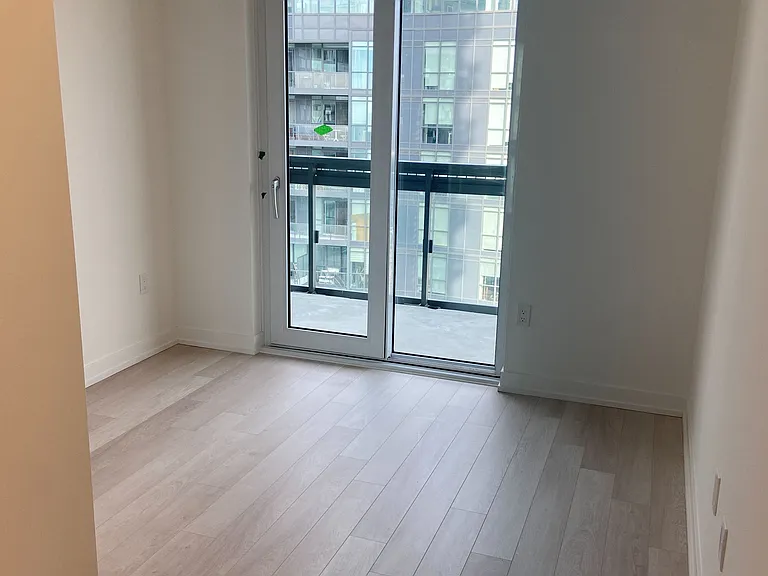 39 Roehampton Ave #3109 — Photo 14
