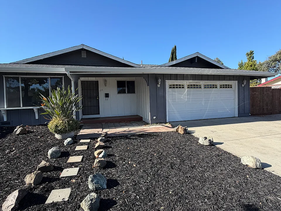 175 Manor Ct