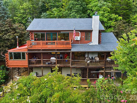 4th image of 150 Avondale Ridge Rd