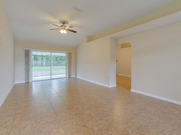 3rd image of 2601 Abalone Blvd #4