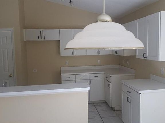 3rd image of 2107 Remington Pointe Blvd
