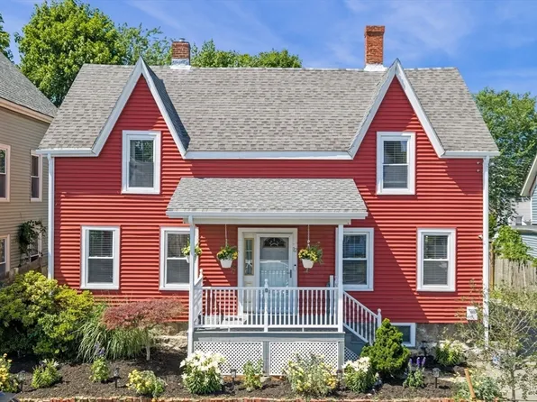 12 Boynton St, Swampscott, MA 01907