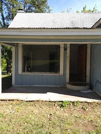 1st image of 302 Coffey St
