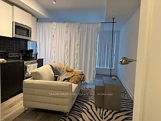 285 Dufferin St #604 — Photo 5