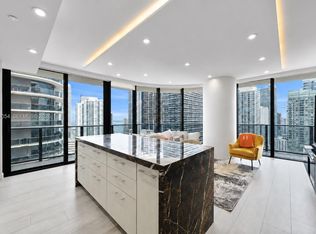 55 SW 9th St APT 2703, Miami, FL 33130