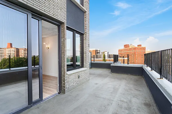 Rented by Safdie Realty Group | media 39