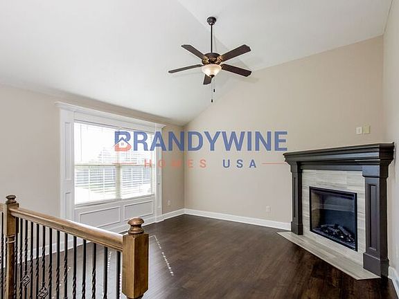 5th image of 18404 Rock Creek Dr