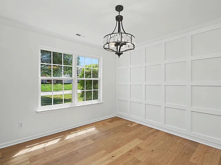 9819 Aventide Ln — Photo 10