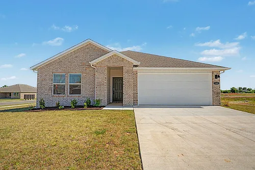 3101 Laredo Ln Photo 1