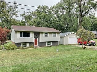 38025 N Lee Ave, Spring Grove, IL 60081