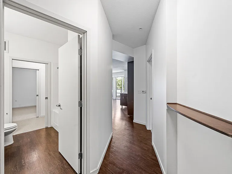 The Flats at West End — Photo 94