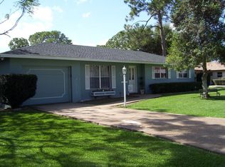 3015 Parkwood Rd, Sebring, FL 33872