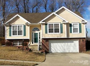 5410 Long View Dr, Saint Joseph, MO 64503