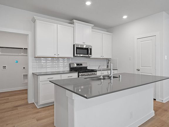 4th image of 17115 Bluebonnet Creek Trl