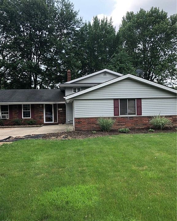 1st image of 27383 Edgepark Dr