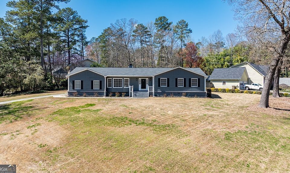 2nd image of 4883 Garrards Rdg NE