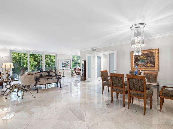 2nd image of 800 Cypress Grove Drive #306