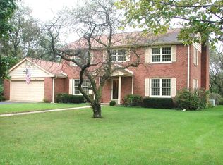 110 Wyngate Dr, Barrington, IL 60010