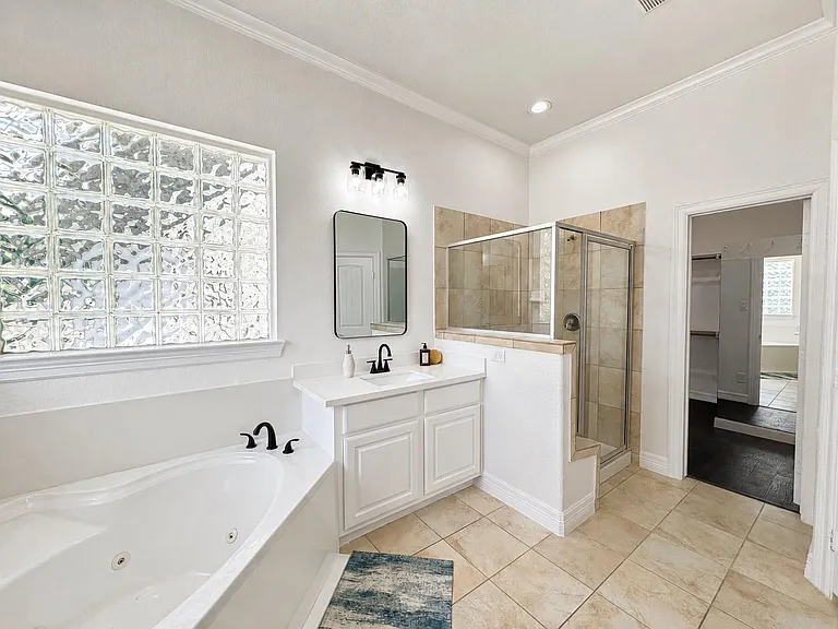 3301 Elm Creek Dr — Photo 26