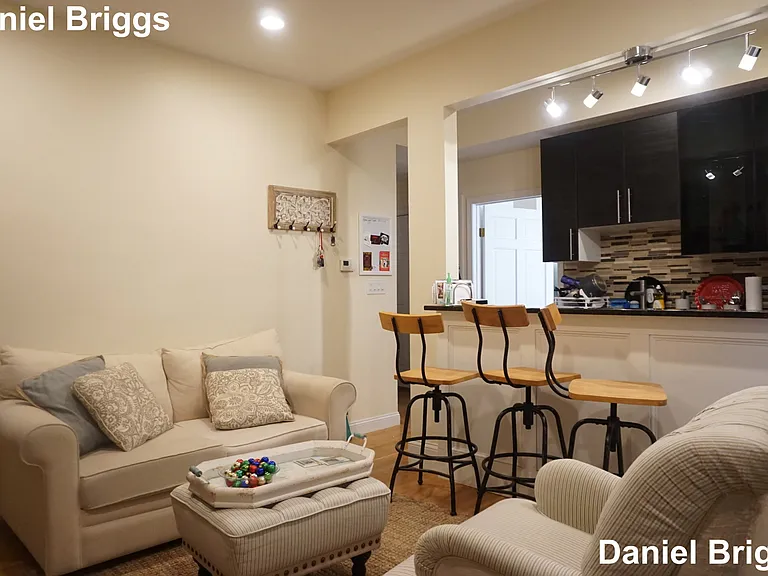 1801 Beacon St #6 — Photo 12