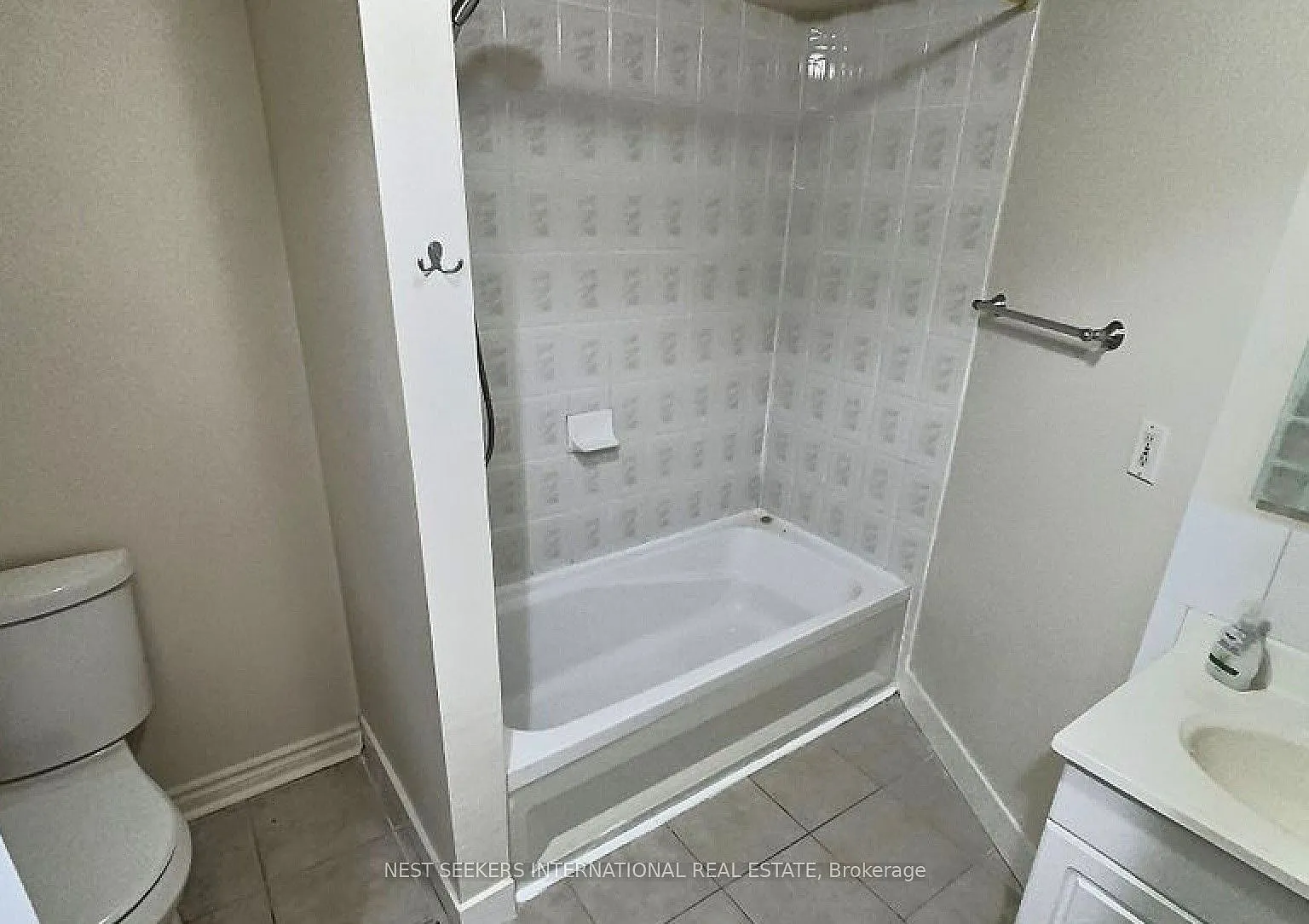 2 bed, $1,850 — Photo 4