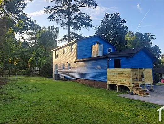 3425 Wilmington Dr — Photo 2