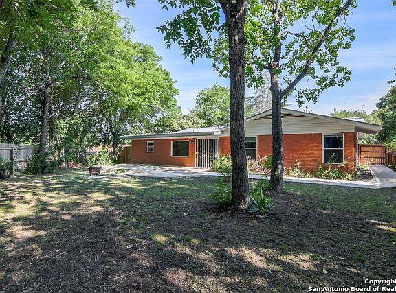 4th image of 5310 Arrowhead Dr