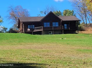 24 Benson Hollow Ln, Tunkhannock, PA 18657
