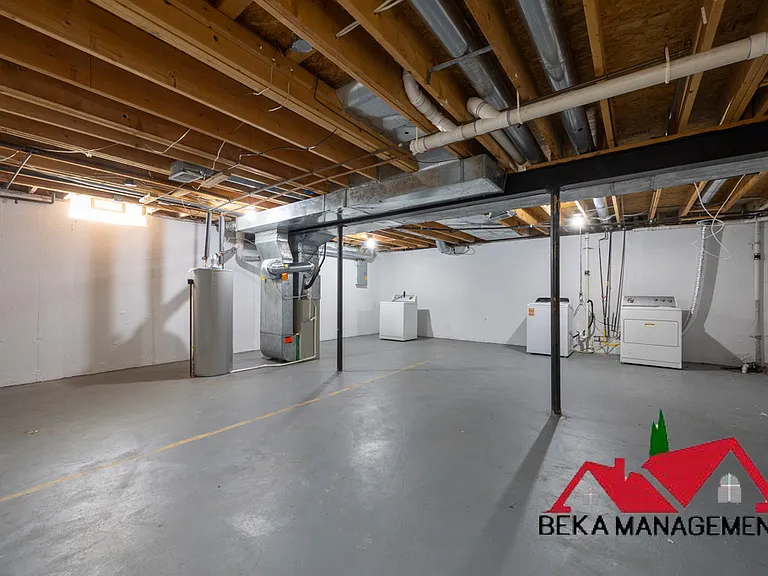 1100 Wildwood Ln — Photo 18