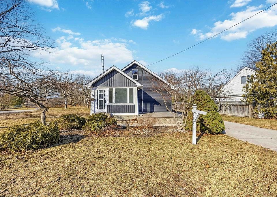 1st image of 1027 Colborne Rd