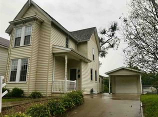 320 Maple St, Quincy, IL 62301