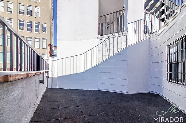 Rented by Mirador Real Estate | media 12