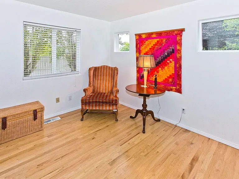 15483 NW Decatur Way — Photo 4