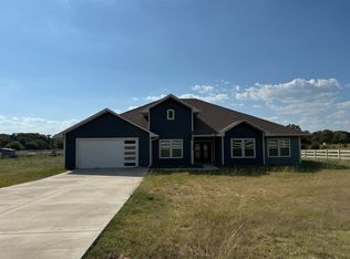 595 County Road 1605 Point, Pt, TX 75472
