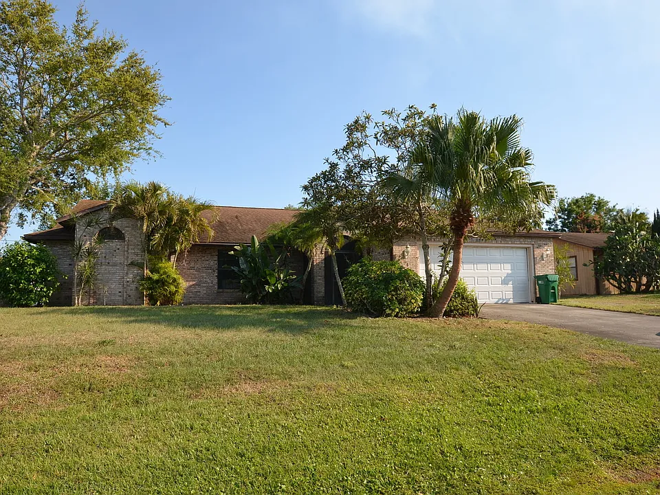 366 Joy Haven Dr