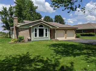 1614 W Monique Dr, Scottsburg, IN 47170