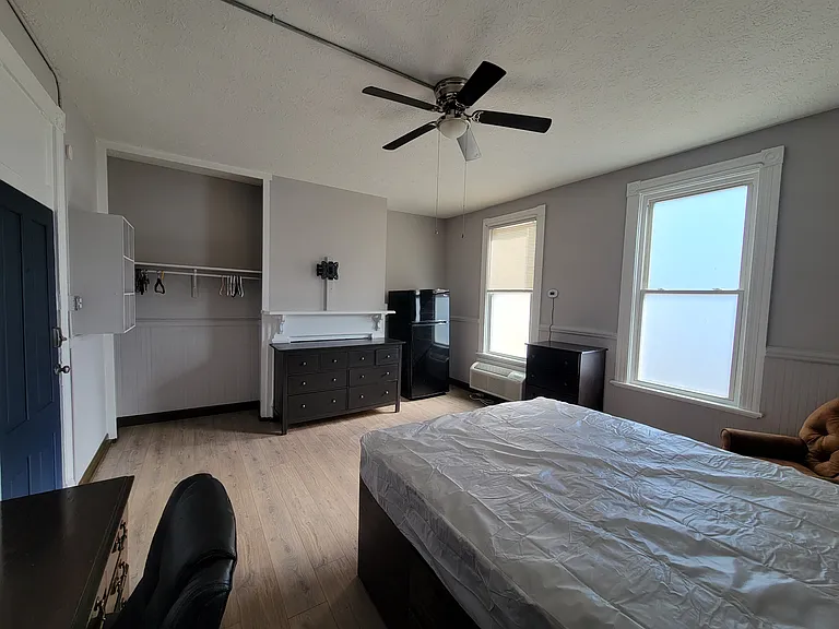 1803 Taylor Streetroom 4lynchburg Va #24504 — Photo 2