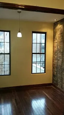 Rented by Full Time Management | media 9