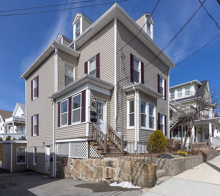 14 Trask St Gloucester MA 01930 Zillow